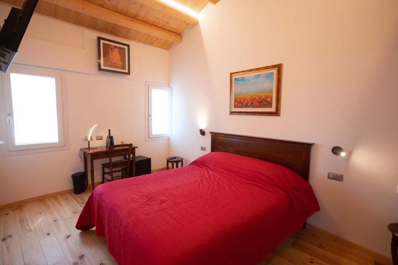 B&B Basta Bussare Кьоджа Экстерьер фото