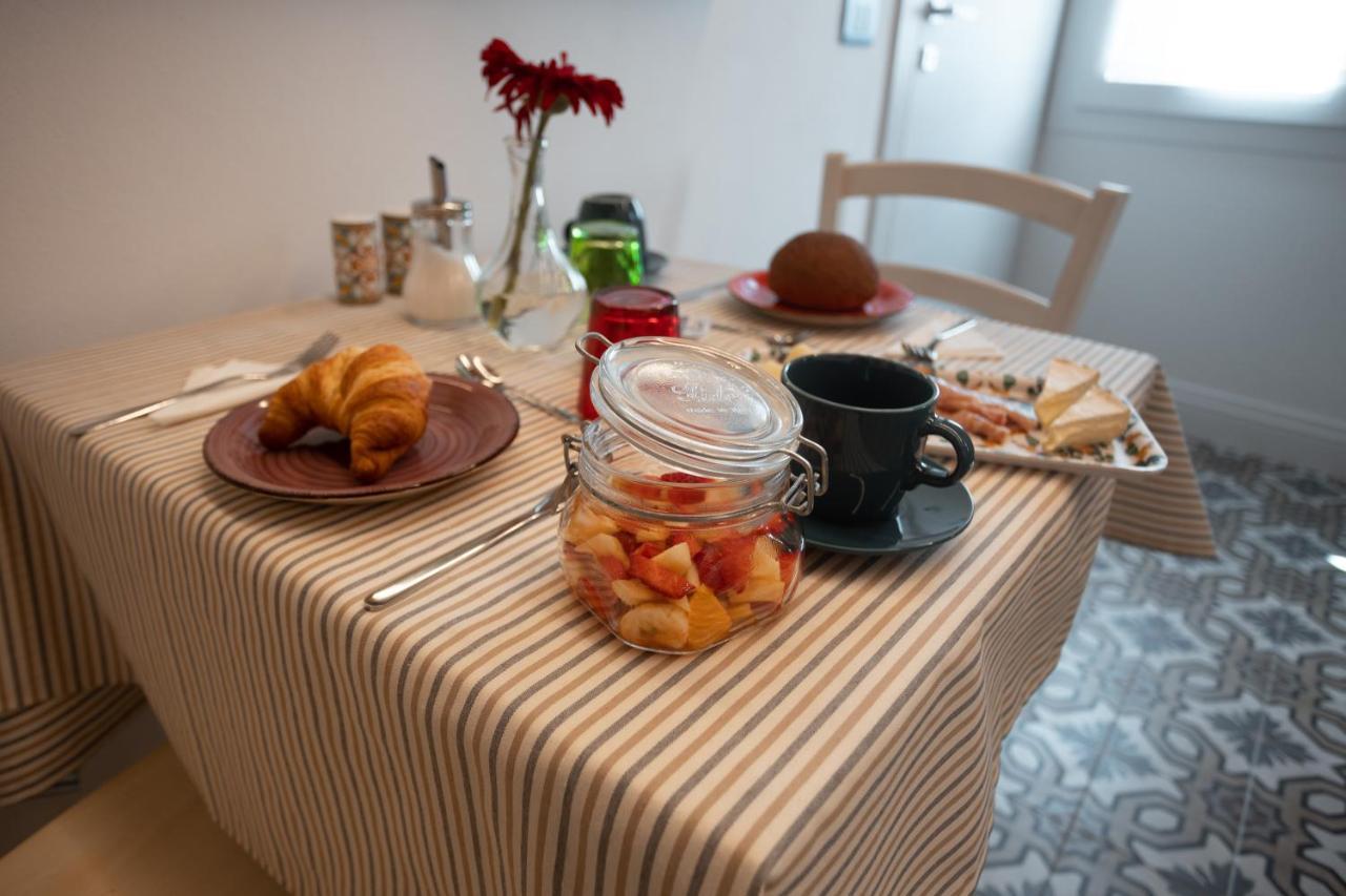 B&B Basta Bussare Кьоджа Экстерьер фото